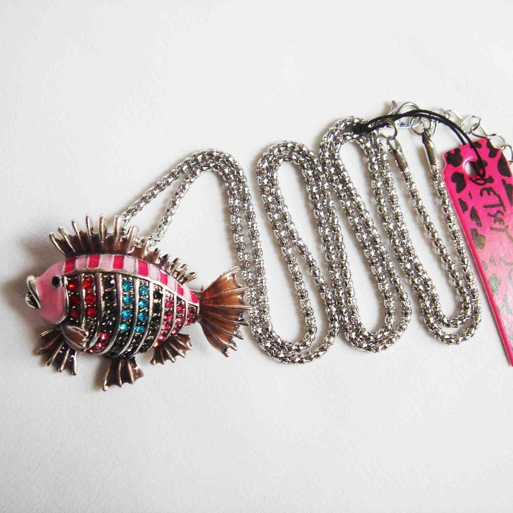 NWT MULTI COLORED CRYSTALS FISH NECKLACE BROOCH